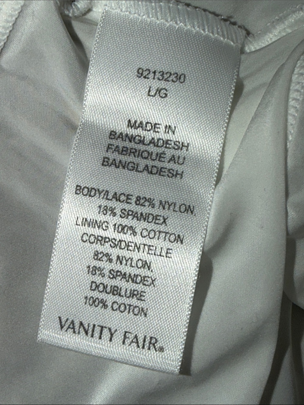 Vanity Fair White Lace-Trim Full Coverage Briefs - Two-Pack - Picture 4 of 6